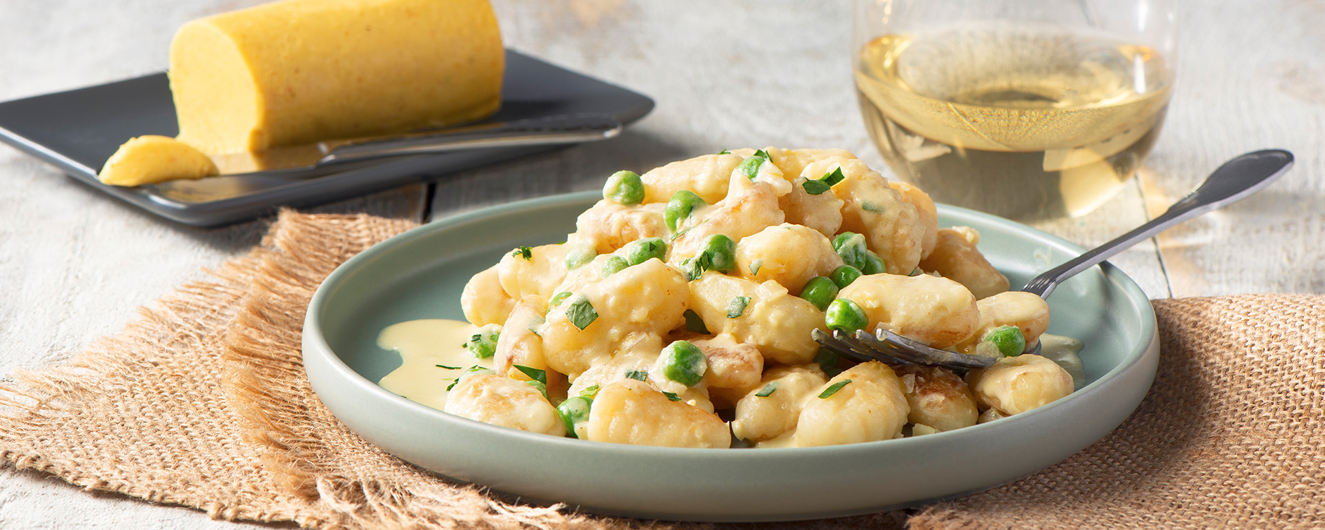 Photo of - Gnocchi crémeux avec beurre au curry
